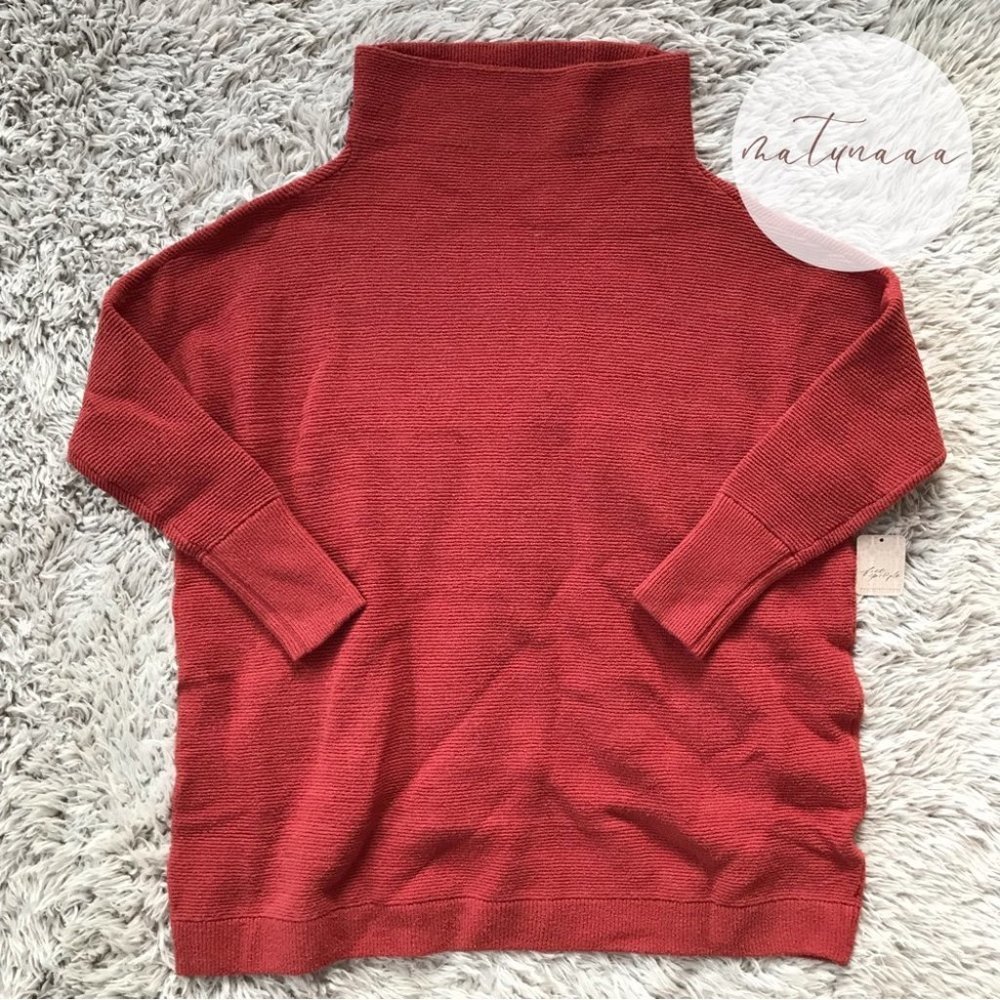 Free People Ottoman Slouchy Tunic in Cherry Mahogany S